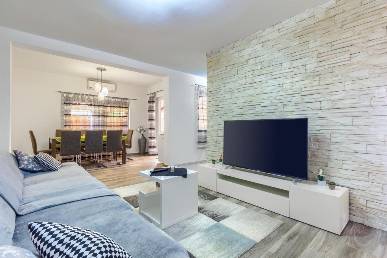 Apartmani Rialto Kakma Dış mekan fotoğraf